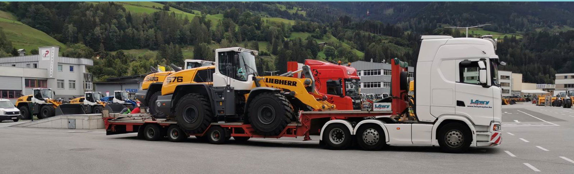 Transport of oversized and overweight vehicles, machines, equipments, heavy transport